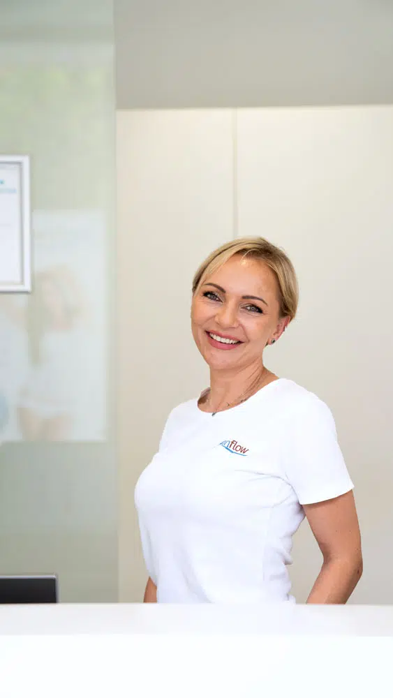 Dauerhafte Haarentfernung München Bogenhausen Sabrina Mitarbeiterin