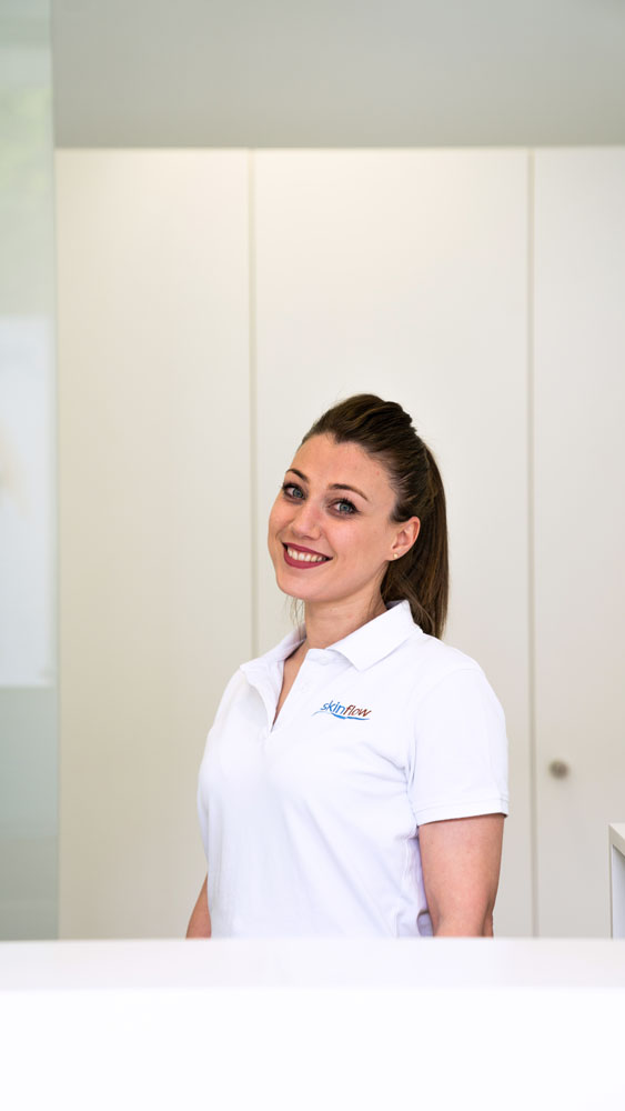 Haarentfernung München Schwabing Mitarbeiterin Maria